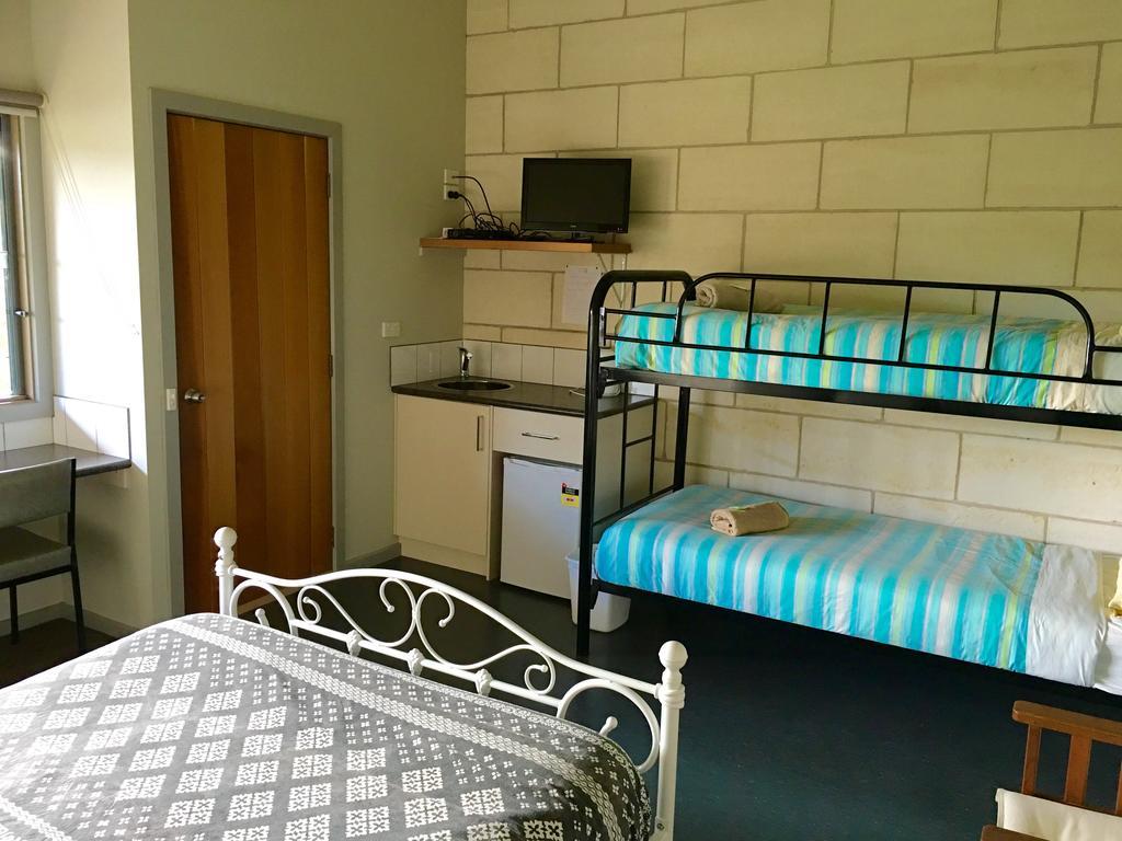 Port Campbell Guesthouse & Flash Packers Buitenkant foto